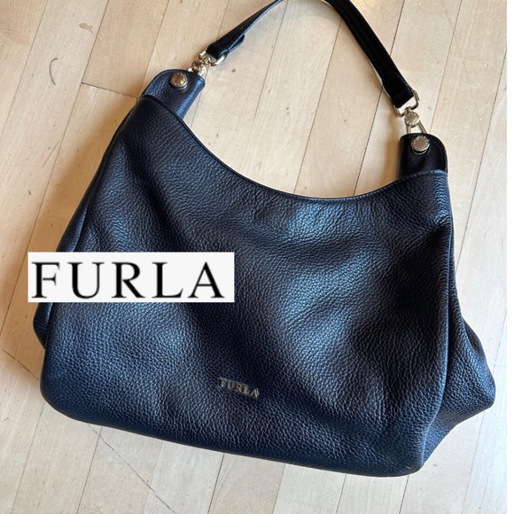 Furla Handbags - FURLA Black leather shoulder bag, DH